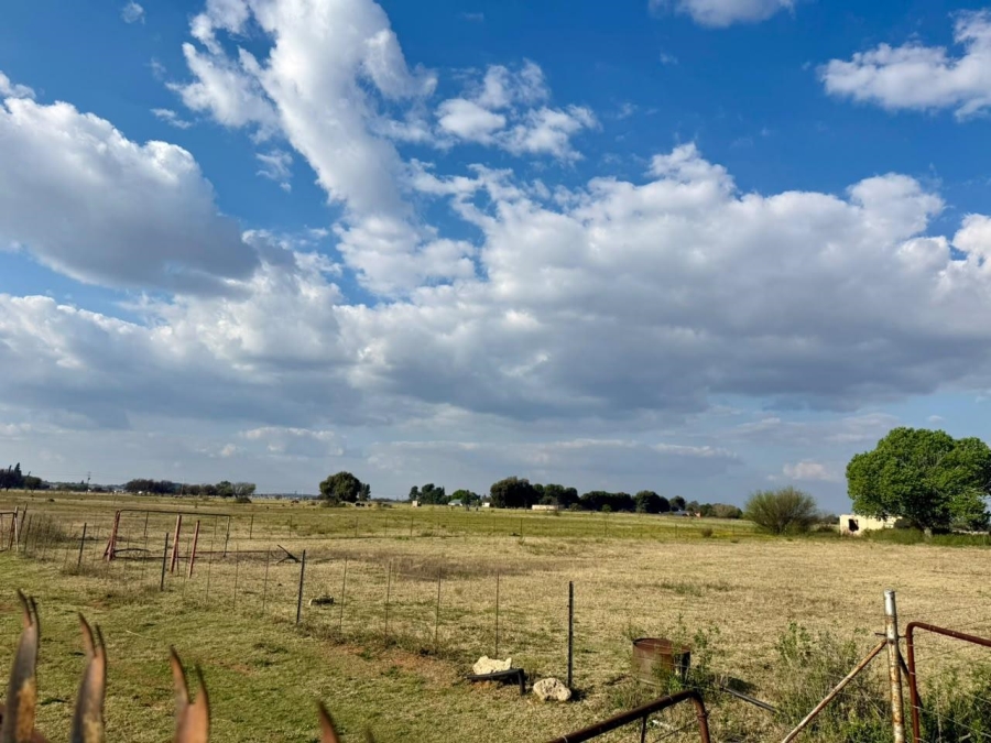 5 Bedroom Property for Sale in Bloemdal Free State